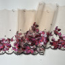 Кружево вышивка на сетке розовые цветы 20 см  (левая), 1 м (001-285-125)