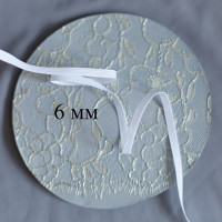 Белая отделочная резинка 6 мм, 1 м (004-006-102)