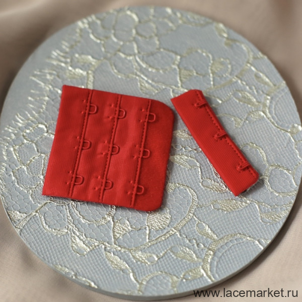 Красная застежка для бюстгальтера тканевая 56 мм 3x9 цв.873, 1 шт. (070-309-873)