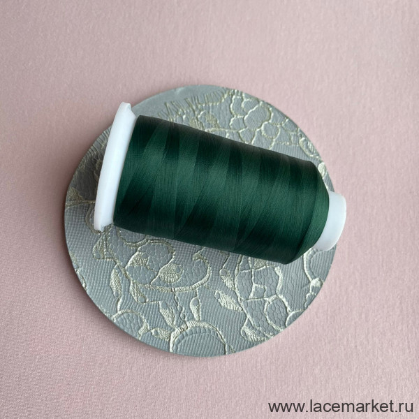 Текстурированные некрученые нитки для шитья зеленый цв.522 MAX 150D/1 - 5000м, 1 шт.  
